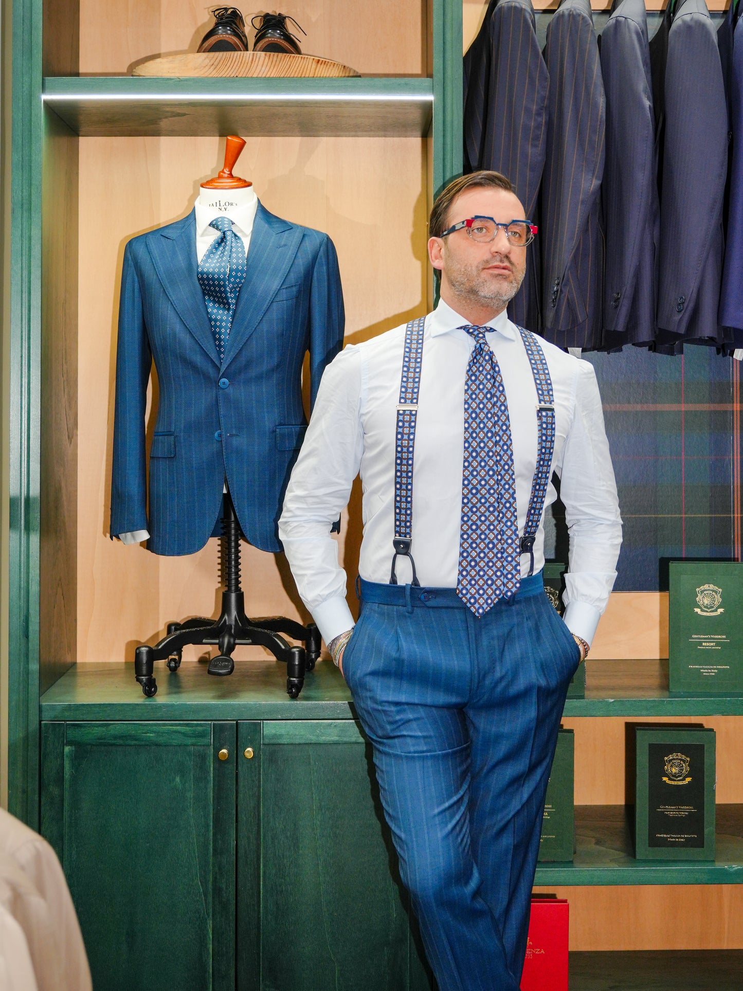 ABITO GESSATO MONOPETTO BLU CHIARO