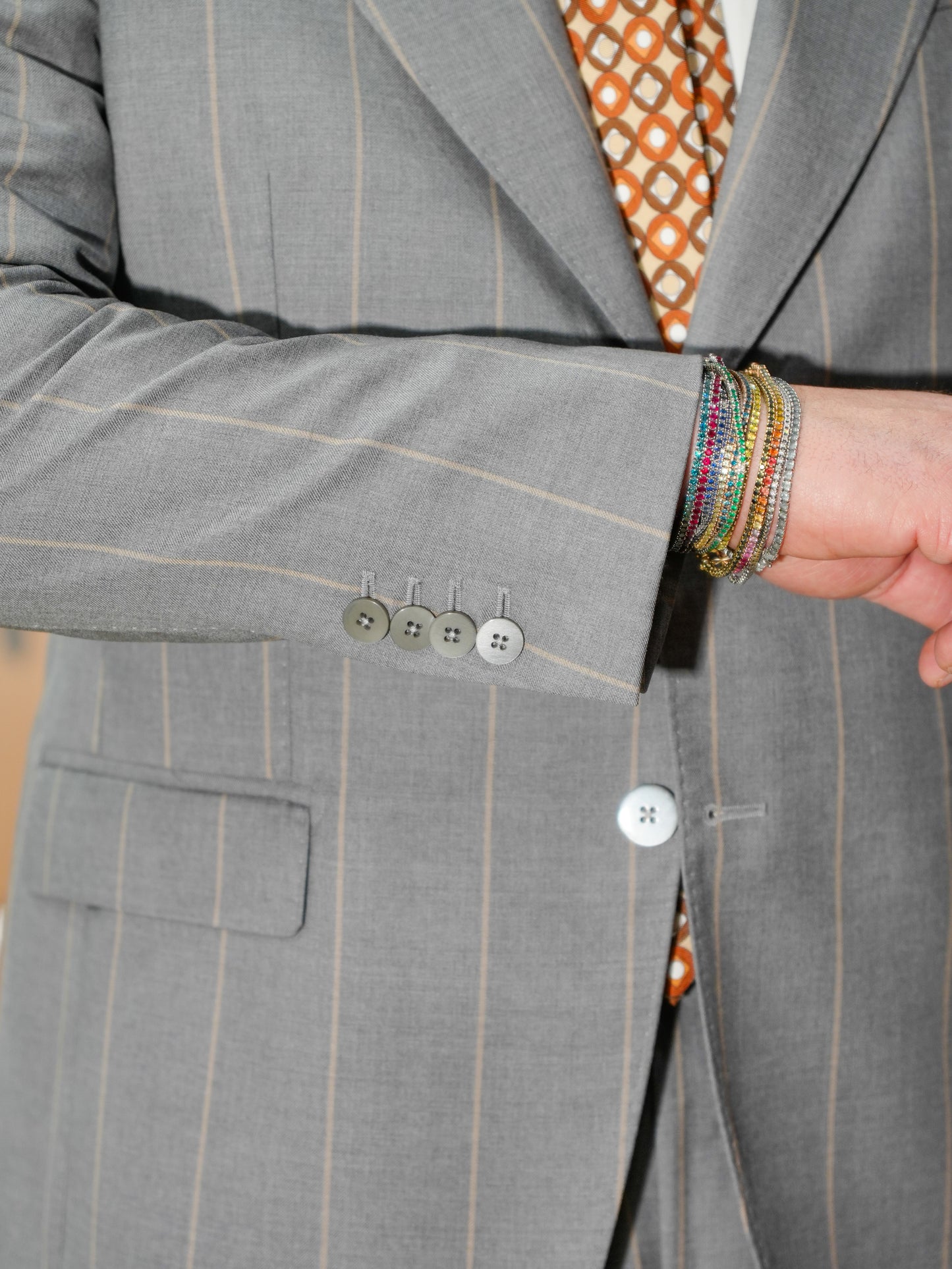 ABITO GESSATO GRIGIO MONOPETTO