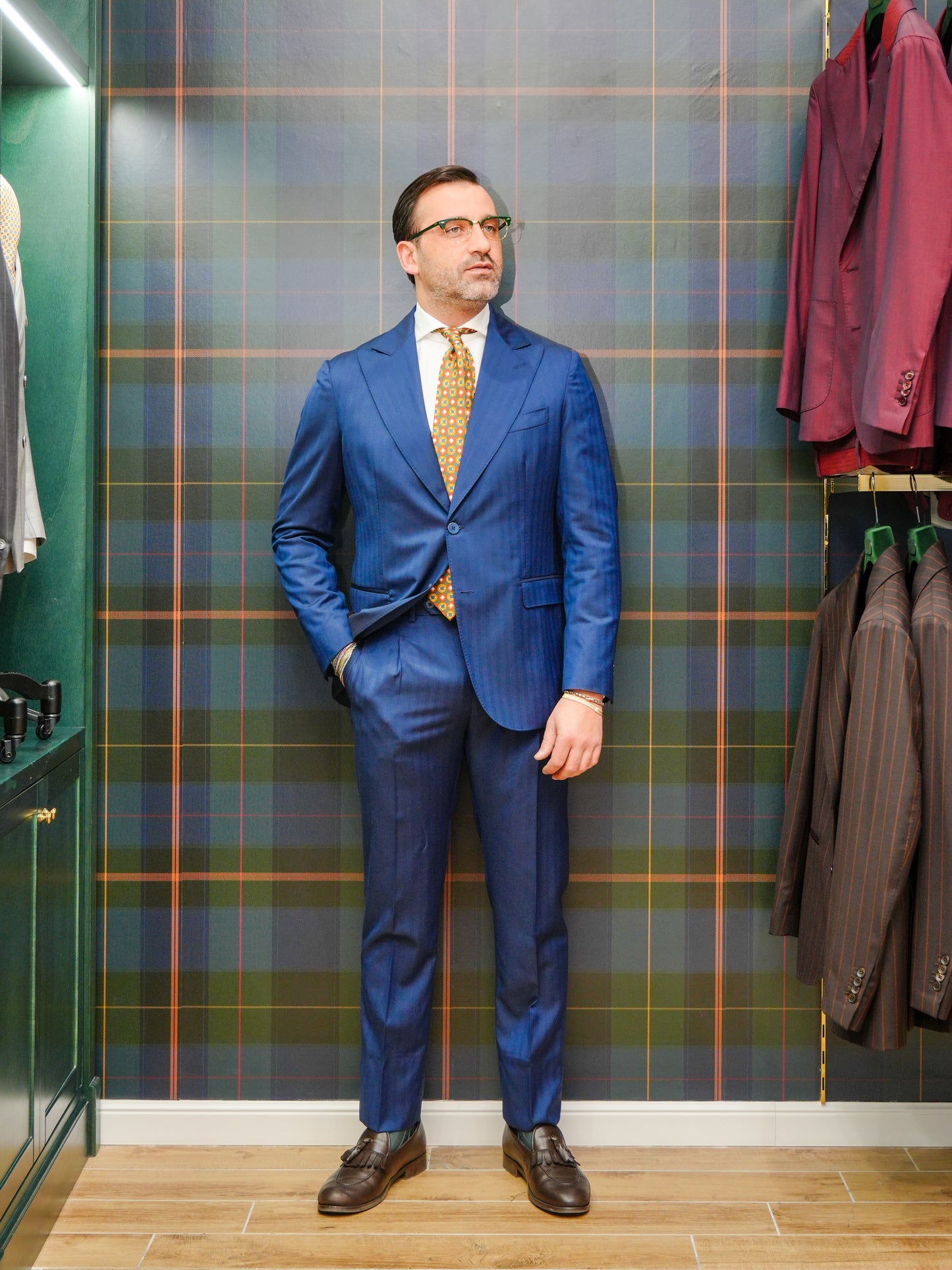 ABITO SPIGATO BLU MONOPETTO