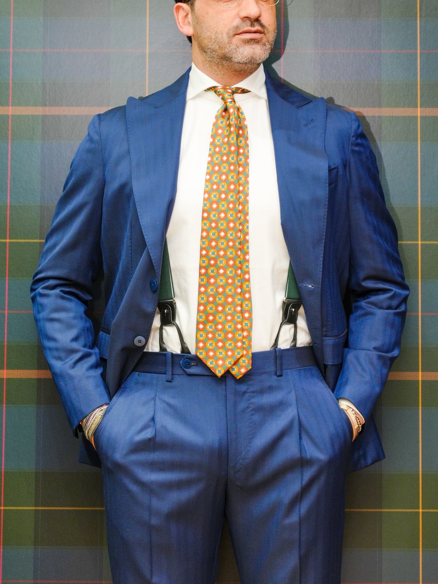 ABITO SPIGATO BLU MONOPETTO