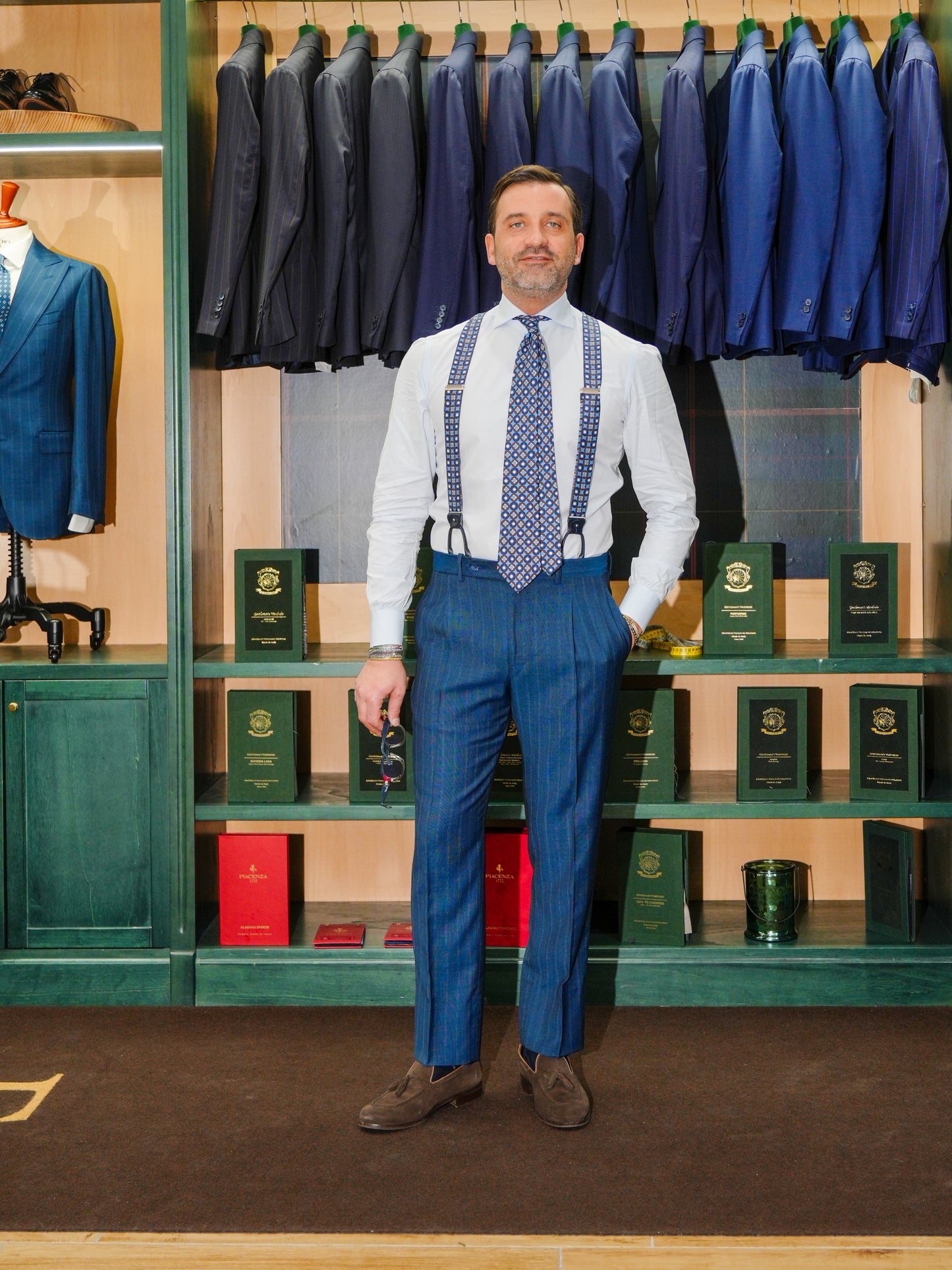 ABITO GESSATO MONOPETTO BLU CHIARO