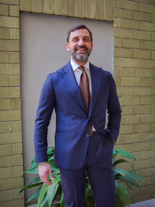 ABITO MONOPETTO GESSATO BLU CON RIGO MATTONE