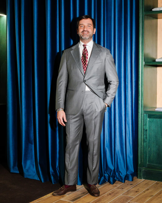 ABITO TINTA UNITA GRIGIO