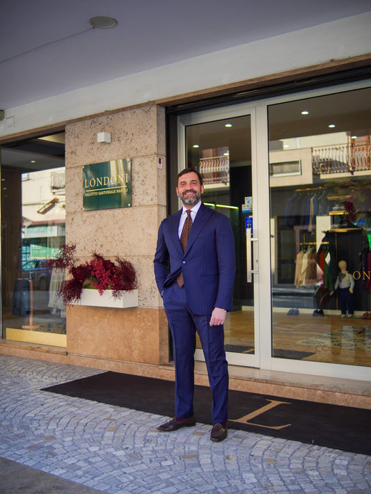 ABITO MONOPETTO GESSATO BLU CON RIGO MATTONE